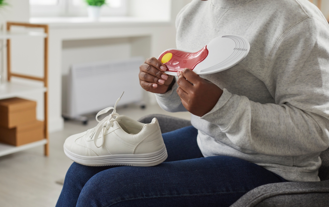 girl with running insole